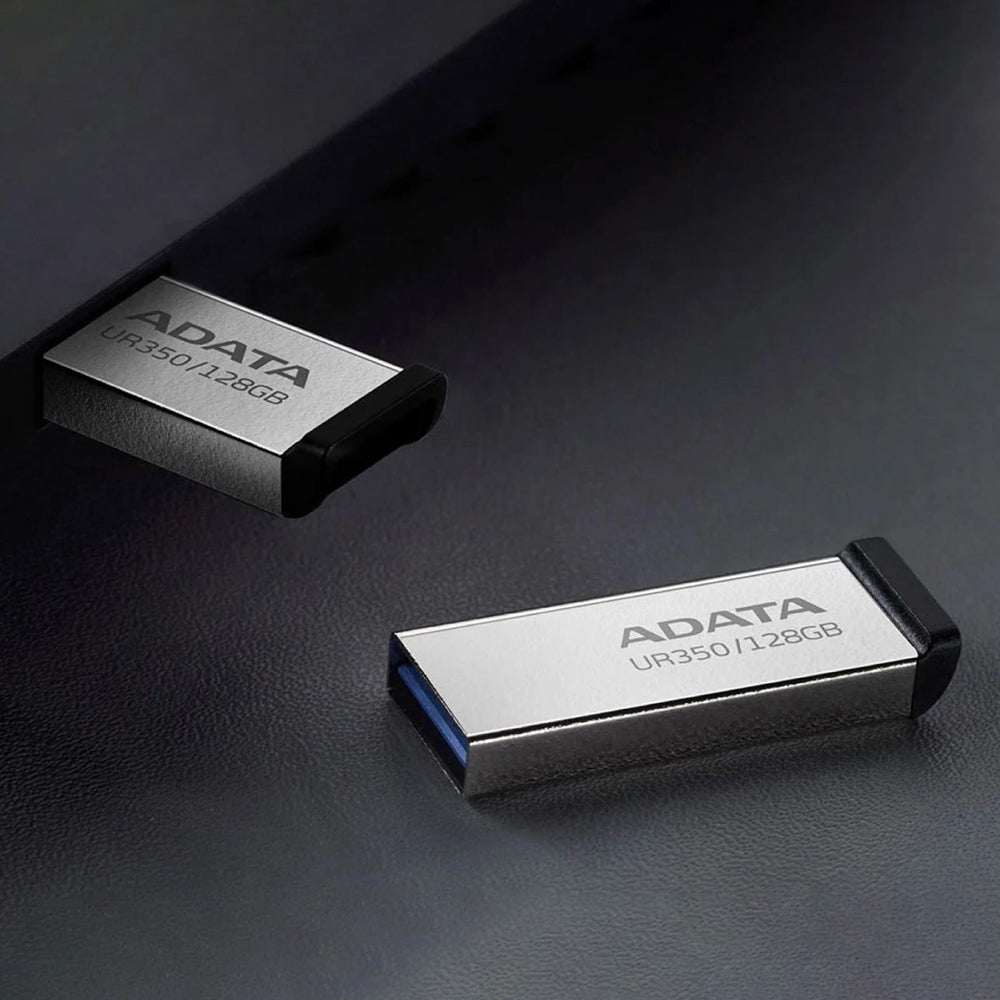 Vanjska memorija USB-A 3.2 Adata UR350, 32 GB UR350-32G-RSR/BK