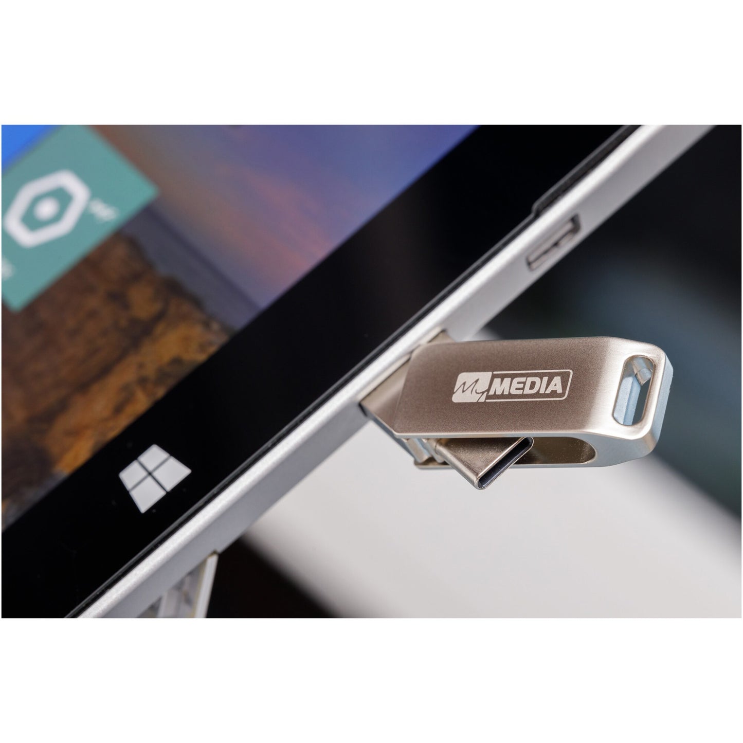 Vanjska memorija USB-A Verbatim MyDual, 32Gb
