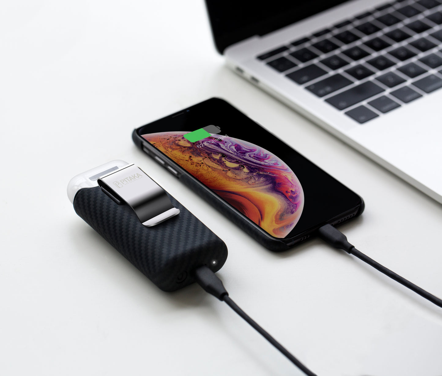 Vanjska baterija Wireless Pitaka Air Pal Premium za Apple Airpods Gen 1 / Gen 2, 1200mAh, 5W, crna AP1001