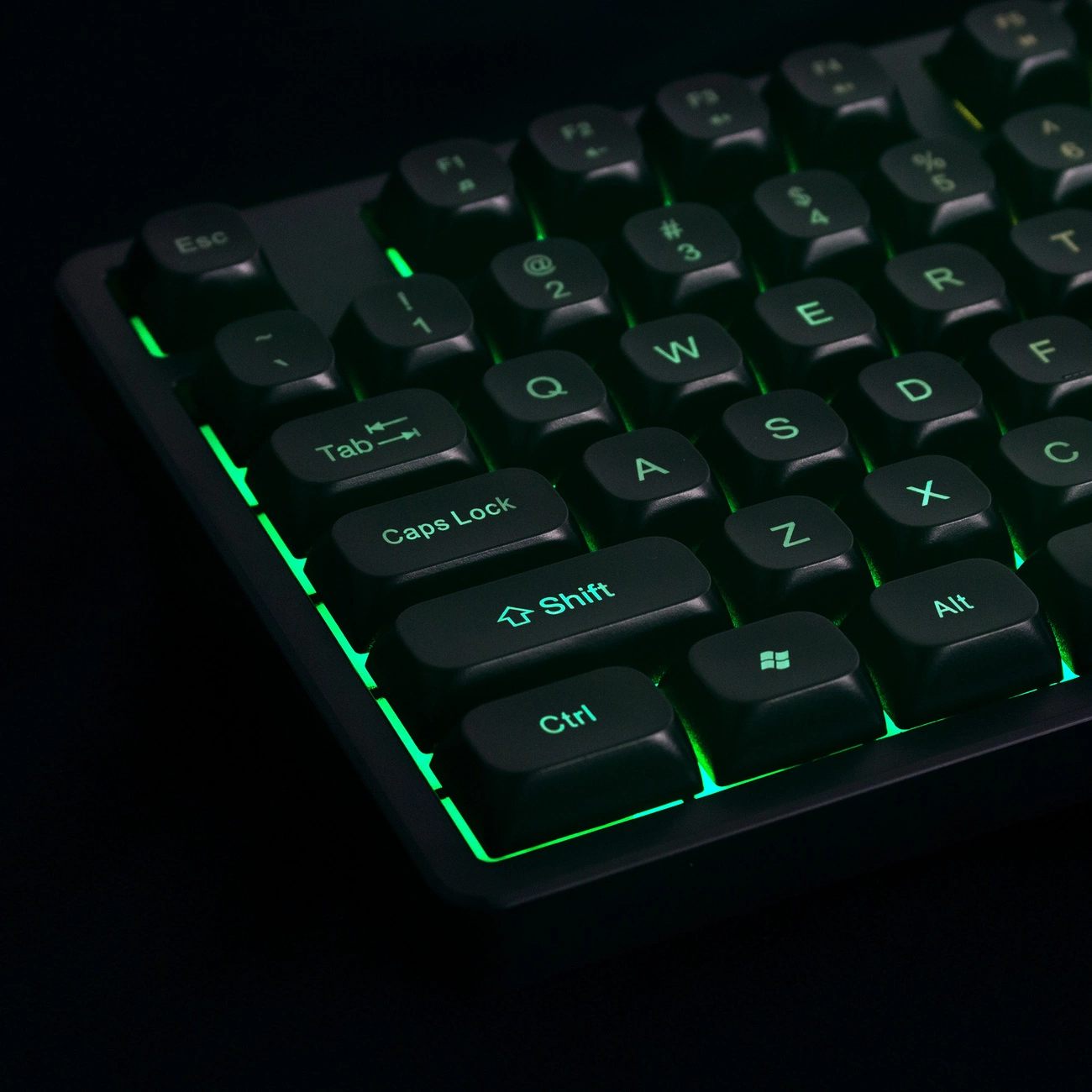 Gaming tipkovnica s USB žičanom vezom WZK WKG-200, RGB, 1.5m, Crna