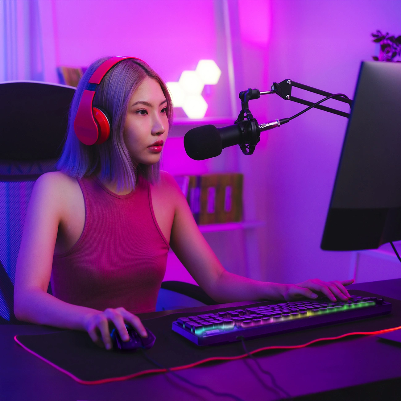 Gaming tipkovnica s USB žičanom vezom WZK WKG-200, RGB, 1.5m, Crna