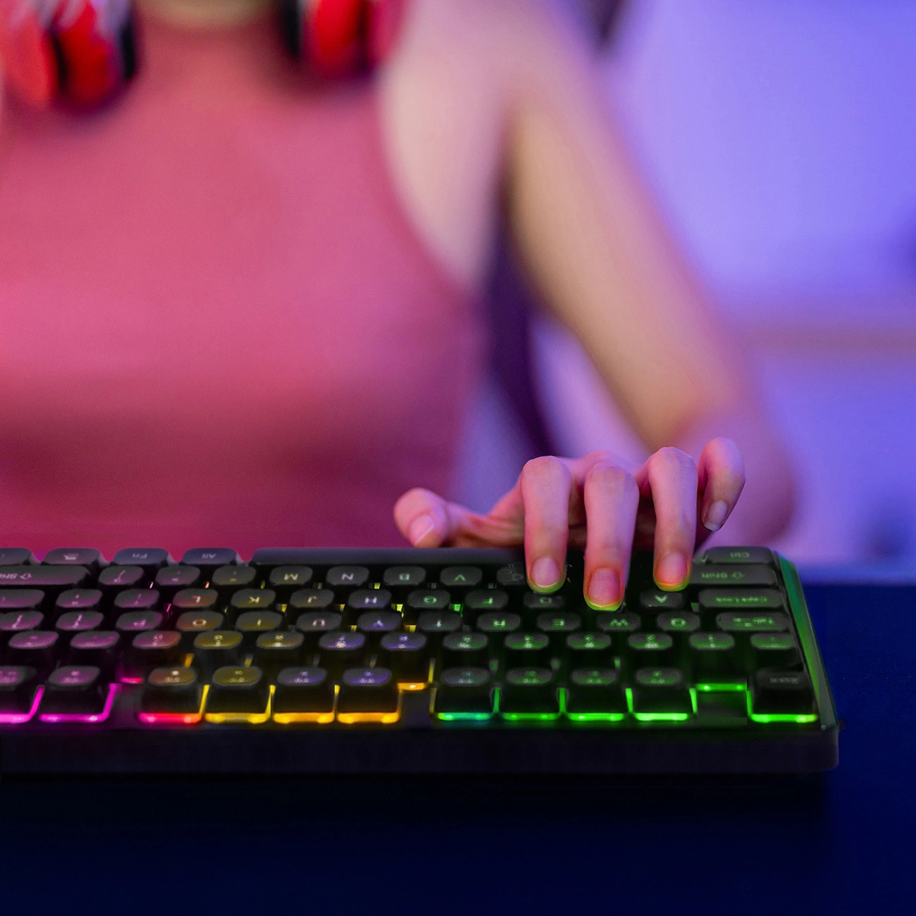 Gaming tipkovnica s USB žičanom vezom WZK WKG-200, RGB, 1.5m, Crna
